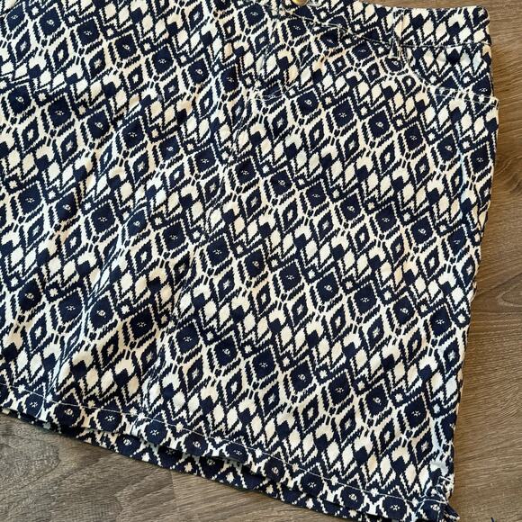 Westport Navy Blue and White Printed Skort Size 12 - Picture 2 of 7
